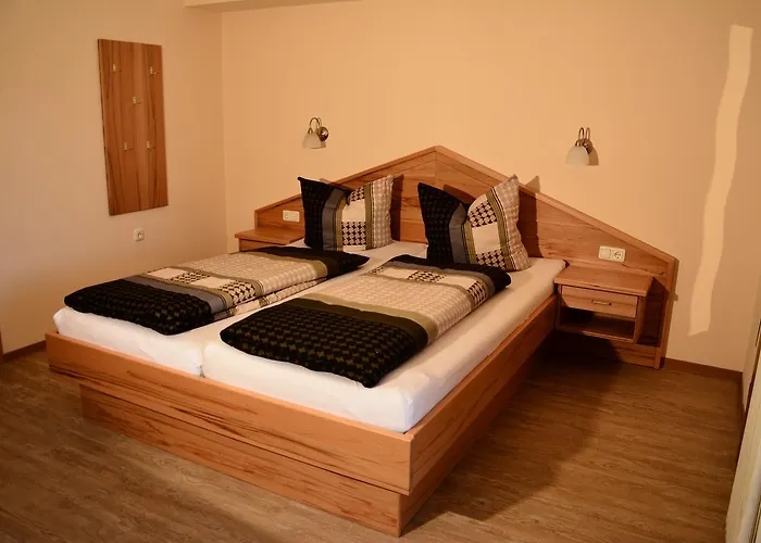 מלון Blick Zum Maimont